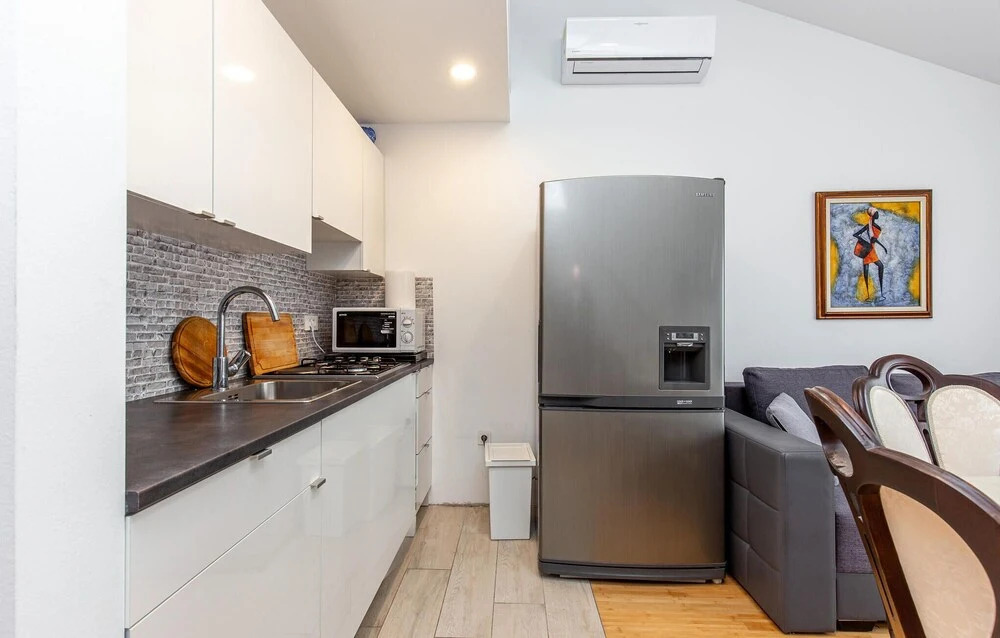Awesome Apartment in Novi Vinodolski With 2 Bedrooms and Wifi