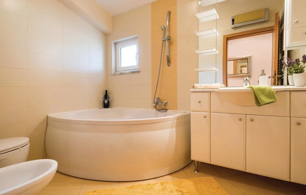 Stunning Apartment in Pula With 3 Bedrooms, Wifi and Outdoor Swimming Pool