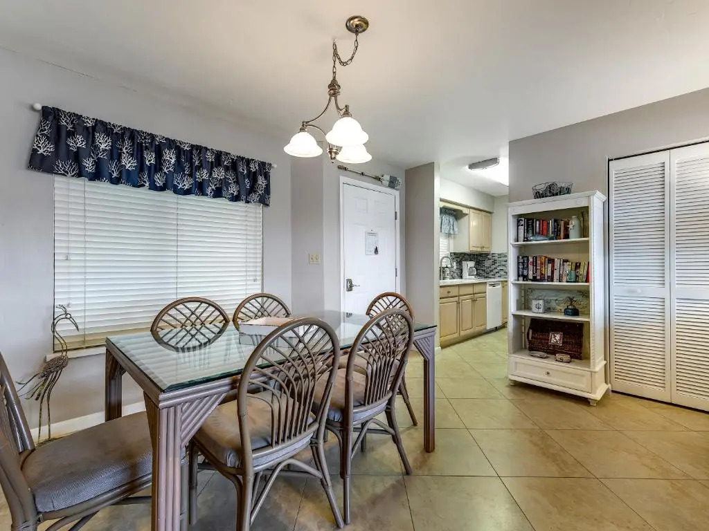 Santa Maria II 301, 3 Bedrooms, Pool Access, WiFi, Spa, Sleeps 6