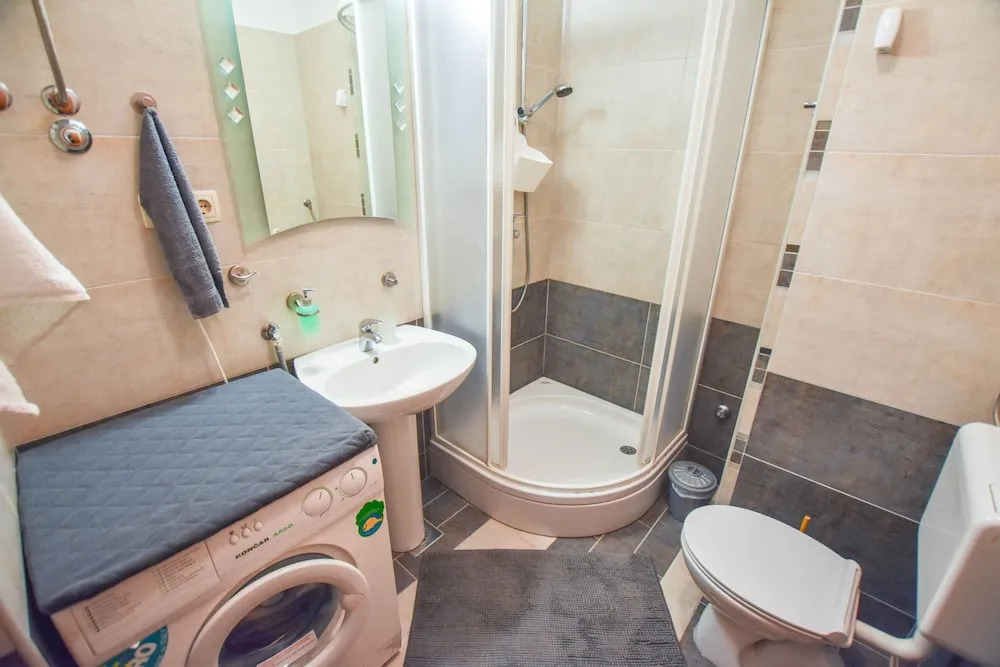 Apartments Josip