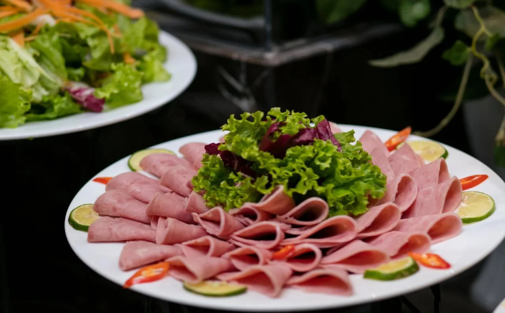 Quoc Hoa Premier Hotel and Spa