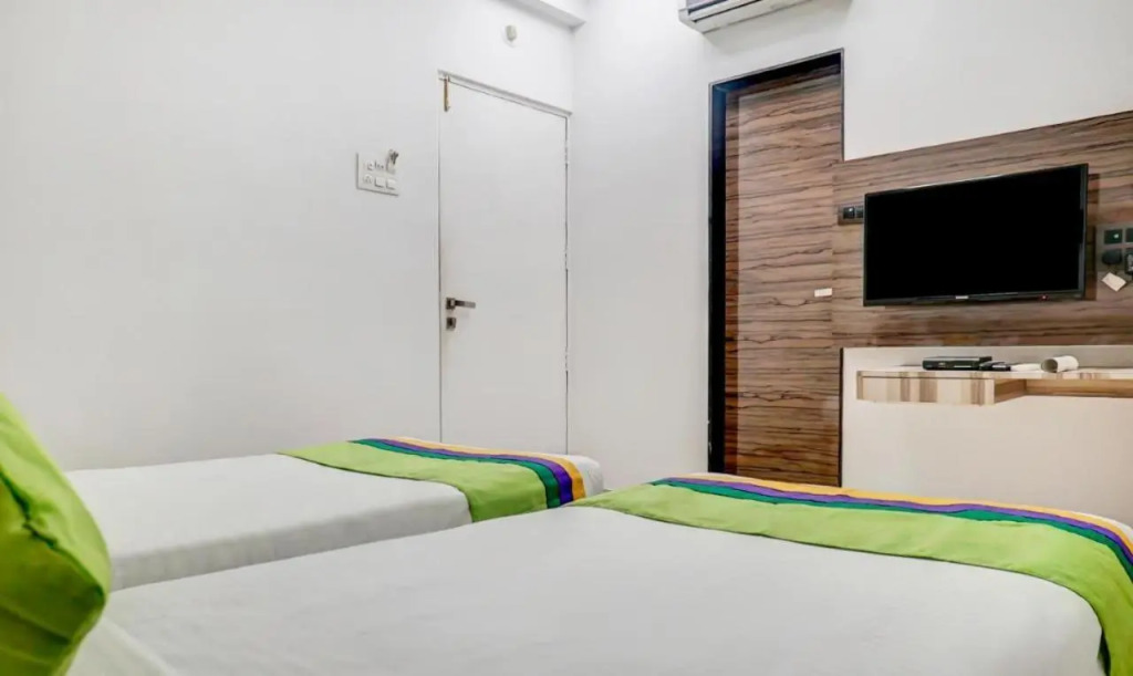 Hotel Shivas Inn