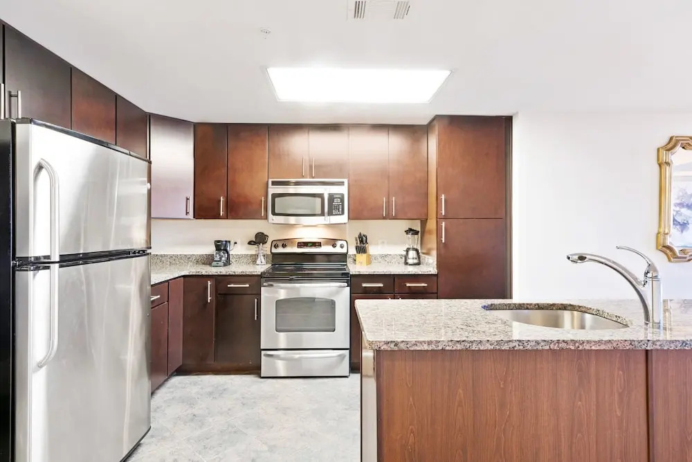 Bluebird Suites at Mt. Vernon Triangle
