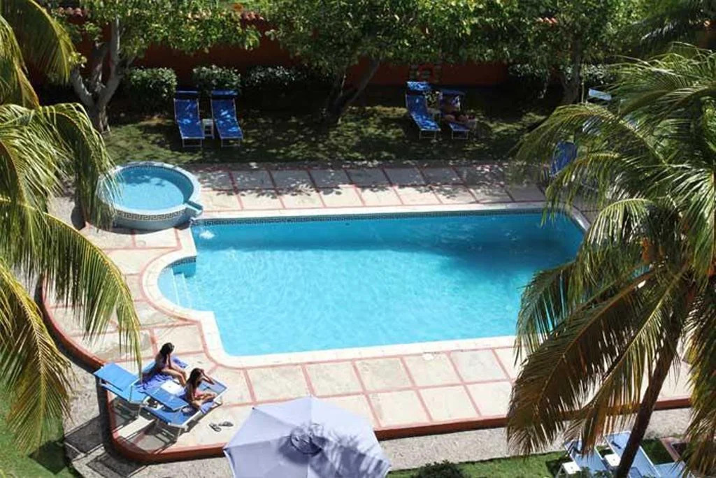 Hotel Costa Linda Beach