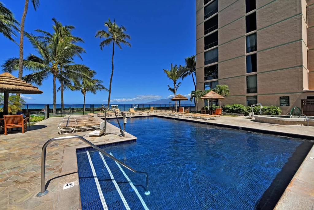 Mahana 803 in Lahaina