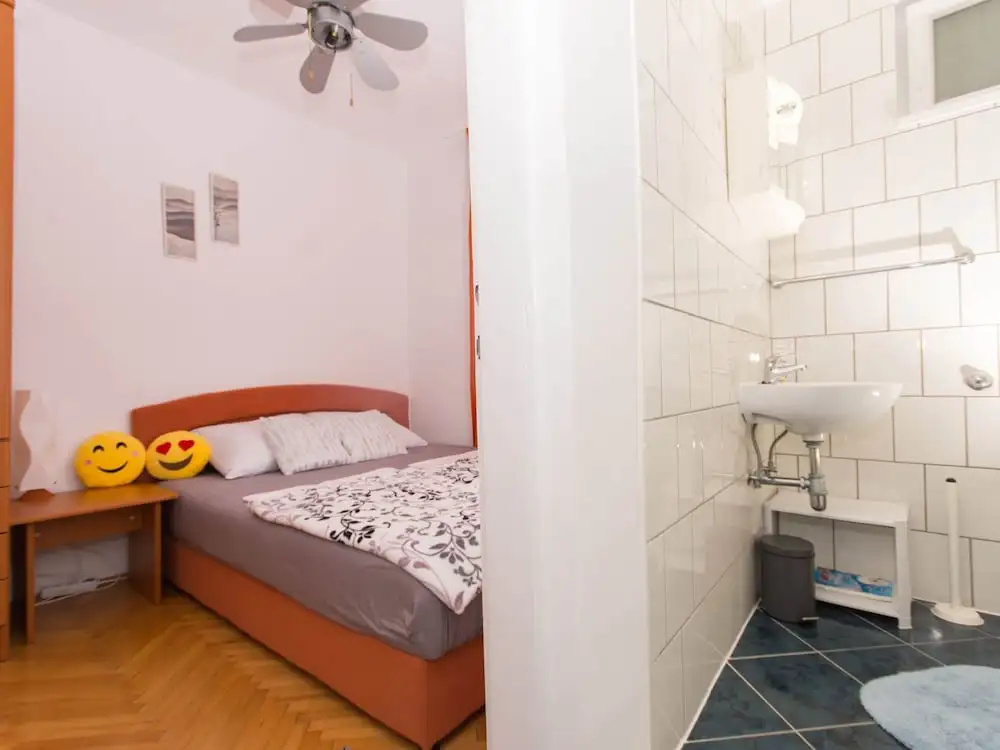 Quaint Holiday Home in Mastrinka With Balcony