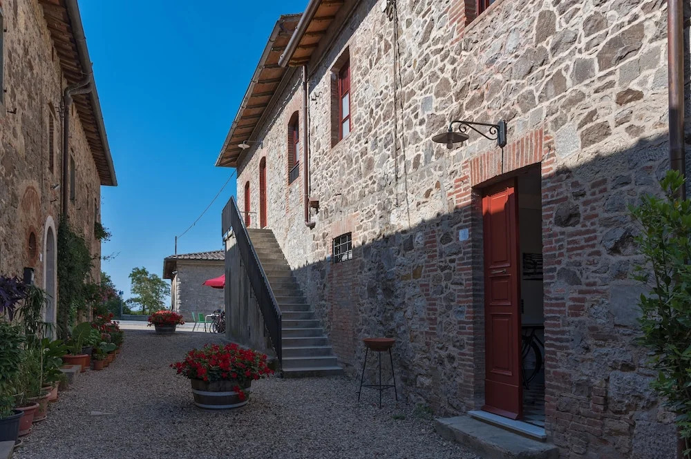 RICASOLI, Brolio Agriroom