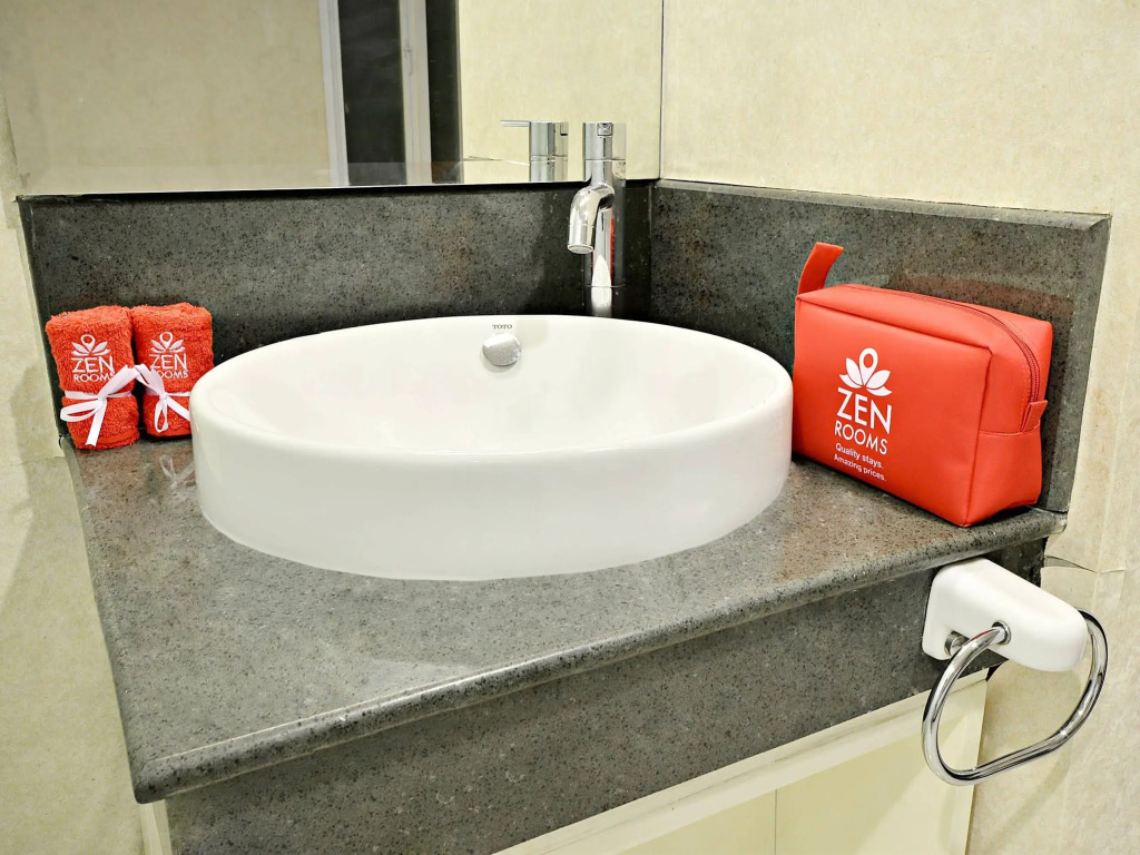 ZEN Rooms Sudirman Blora