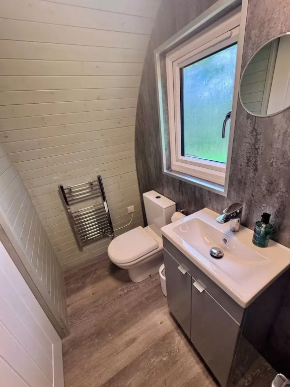60 Mile Inn - Luxury Pods with Hot Tubs