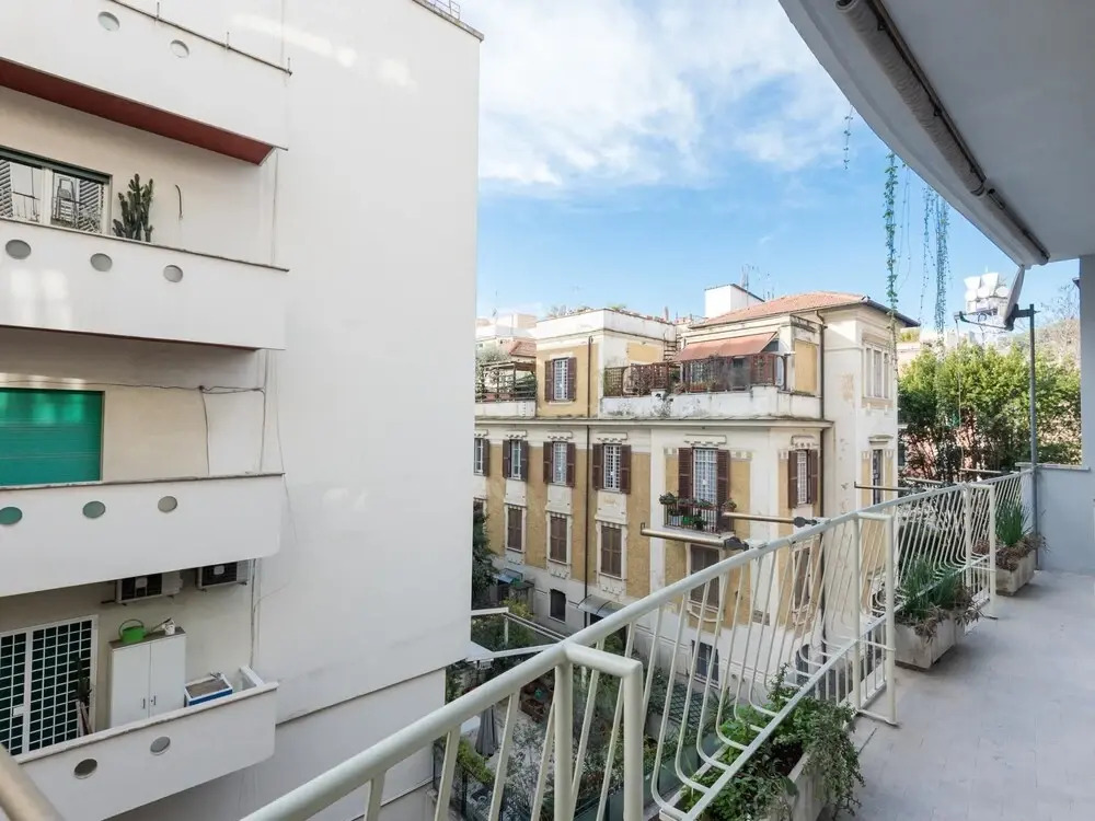 Rsh Vatican Bright Two Bedroom Apartment