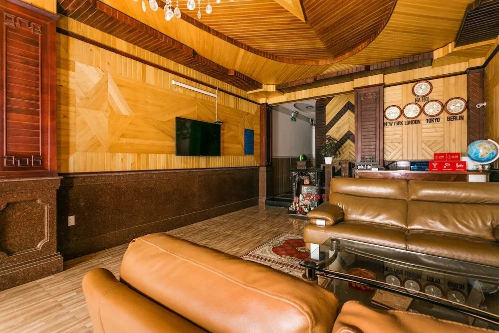 OYO 638 Thien Nam Hotel