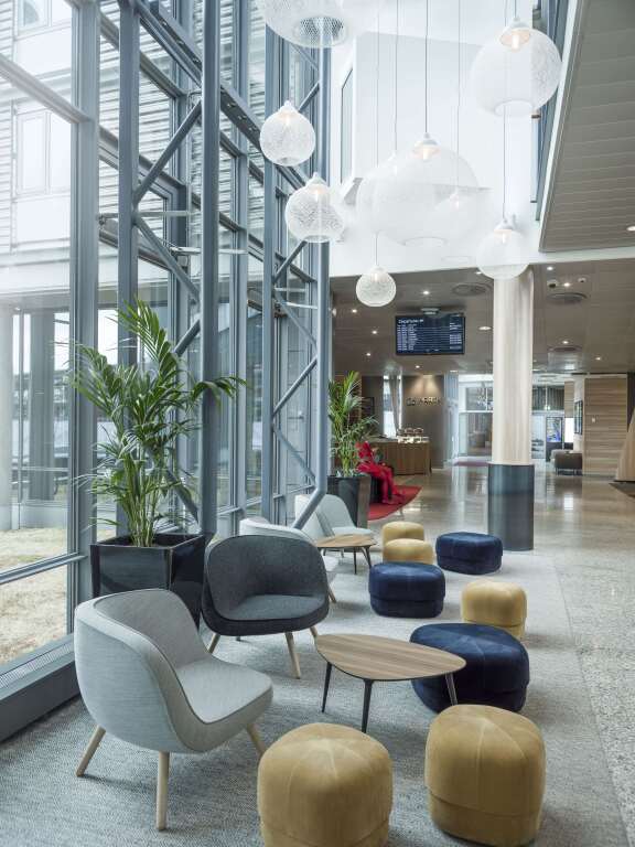 Отель Radisson Blu Airport