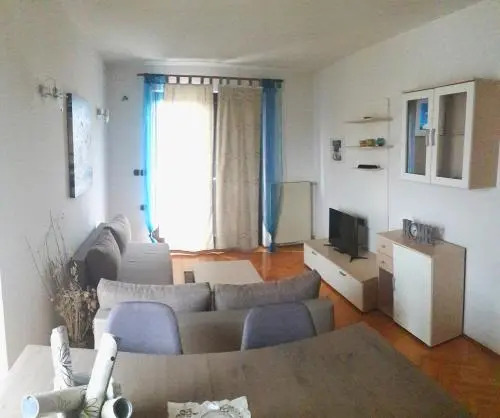 Apartments Mihael and Melani
