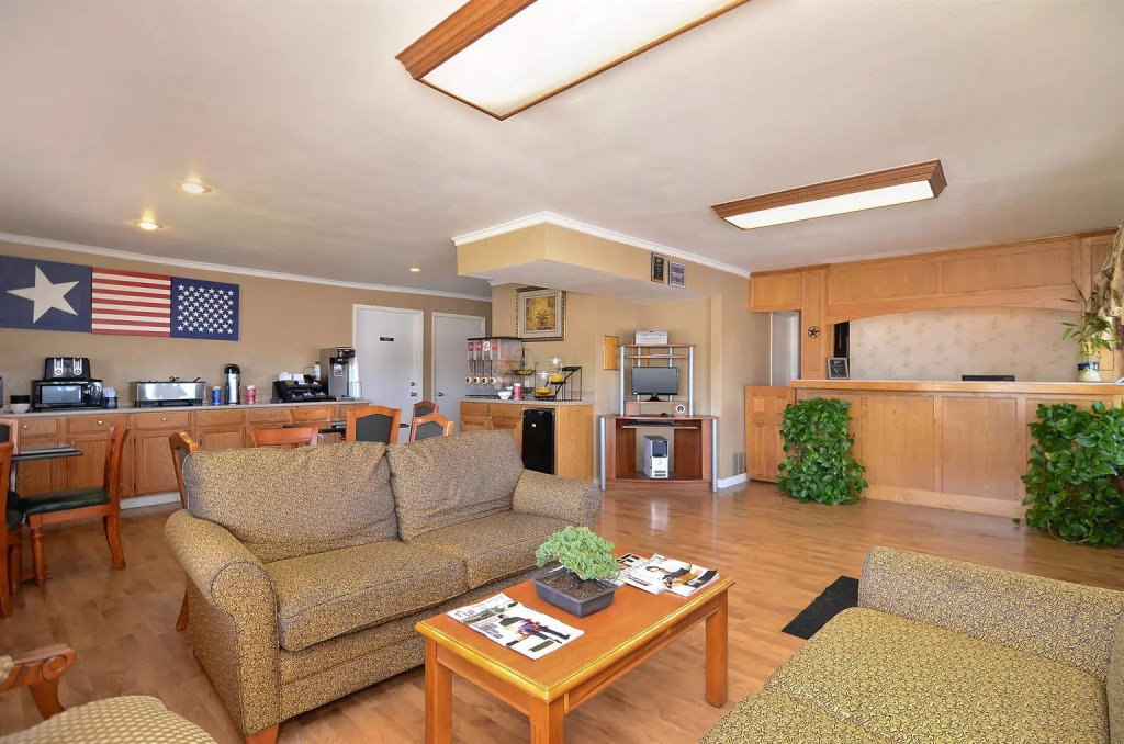 Americas Best Value Inn Crosstimbers