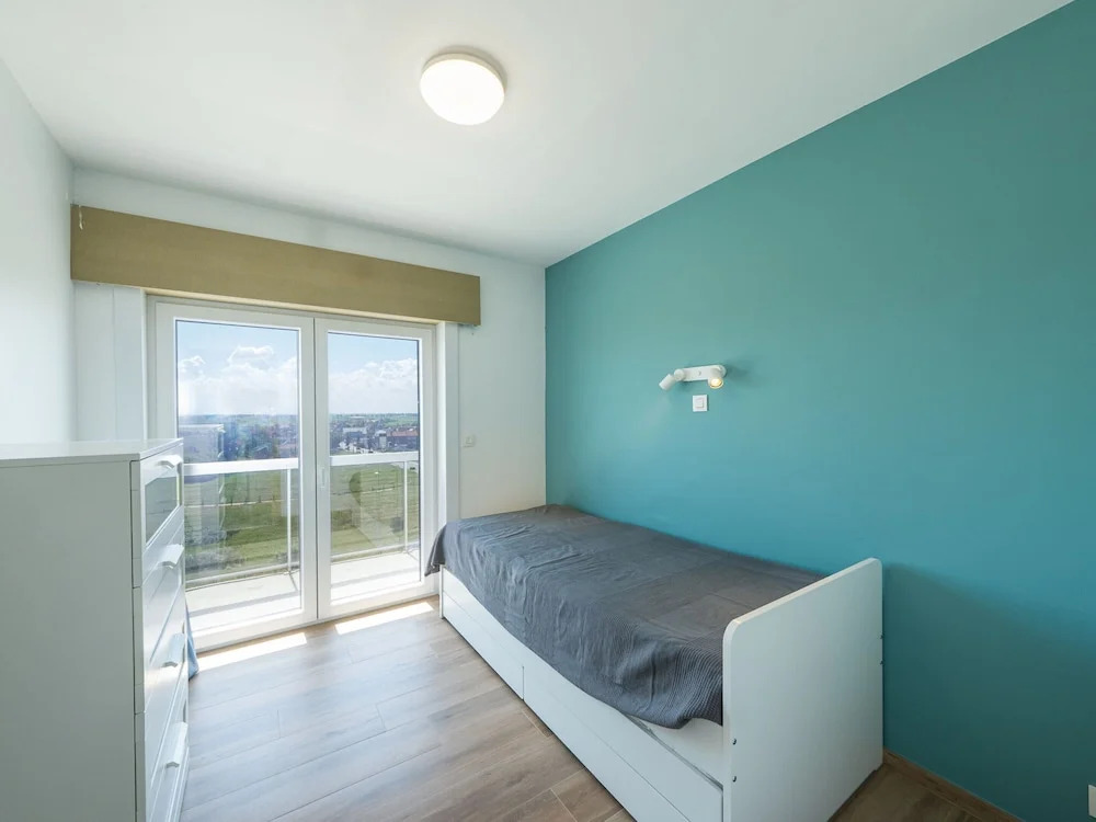 Apartment With 3 Bedrooms and sea View