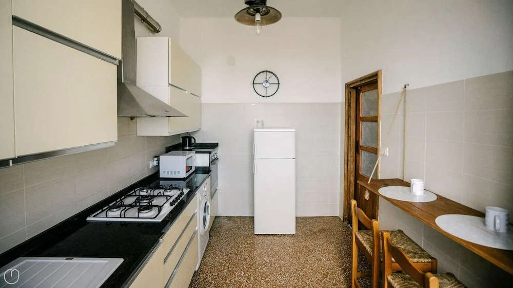 Tra le Nuvole in Albenga