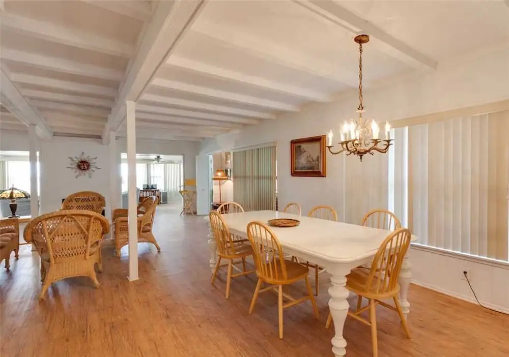 Beachfront Dunes, Sleeps 8, 3 Bedrooms plus Den, Gulf Front, Pet Friendly