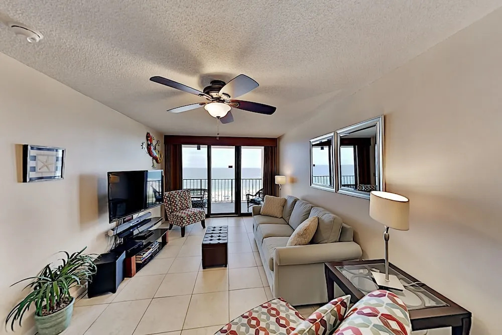 Phx22052 2 Bedroom Condo