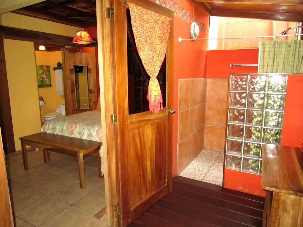 Physis Caribbean Bed & Breakfast