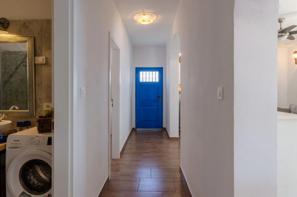 House Deja Blue in Orebic