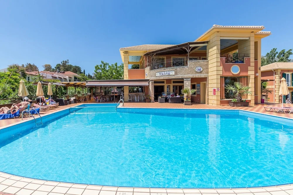 Makis Hotel Skala