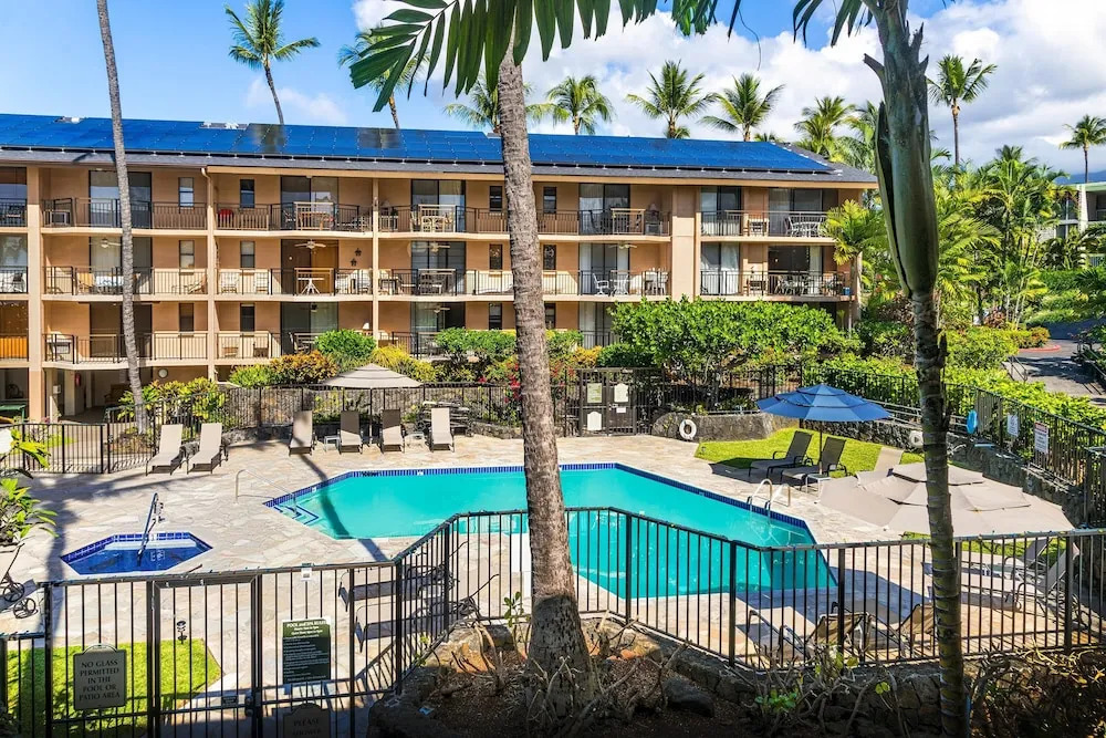 Kona Makai 1-204 Oceanview! AC! Remodeled! 2bd/2ba