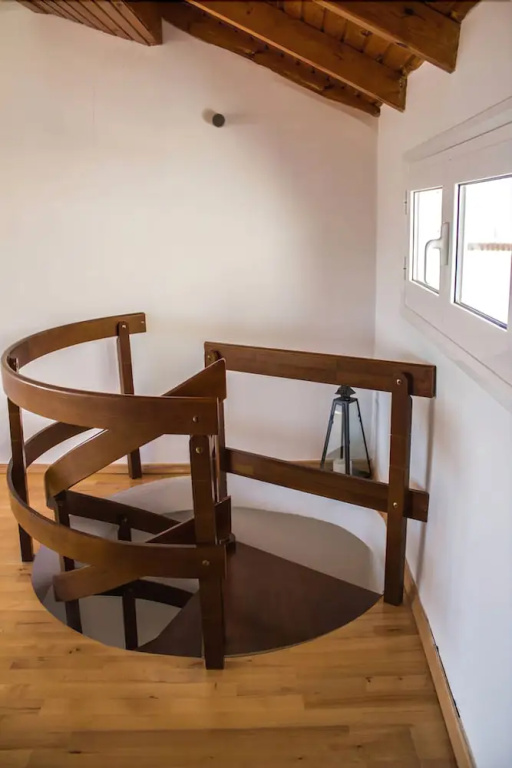 Modern Beach House Near Athens - Four Bedroom House, Sleeps 8