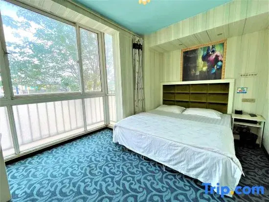 Xingyang Shangyue Express Homestay (Opalala Water Park)