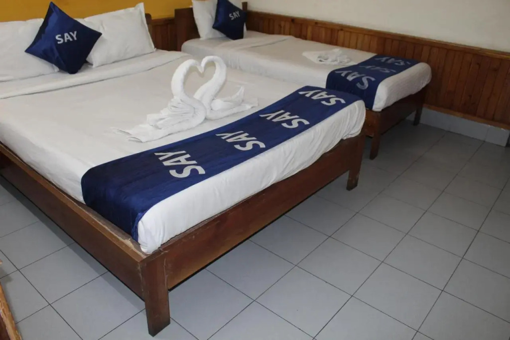 Say Rooms Hotel Deorali