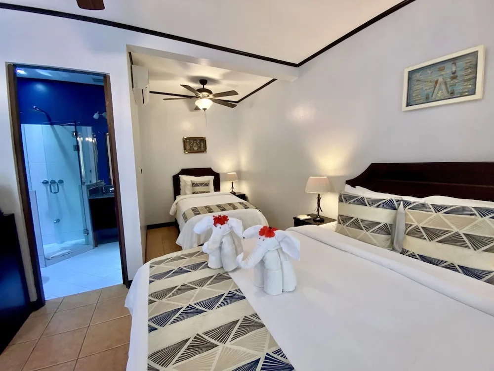 Hotel Playa Espadilla & Gardens