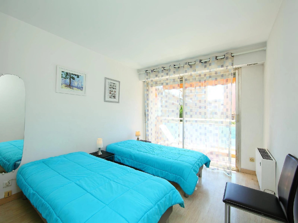 Rental Apartment La Pinede - Cagnes-sur-Mer 2 bedrooms 4 persons - POP 14123