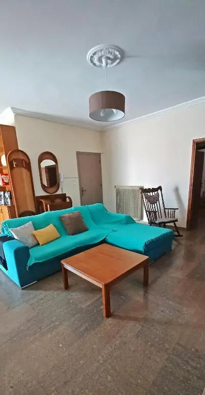 Falon's apartment room 2