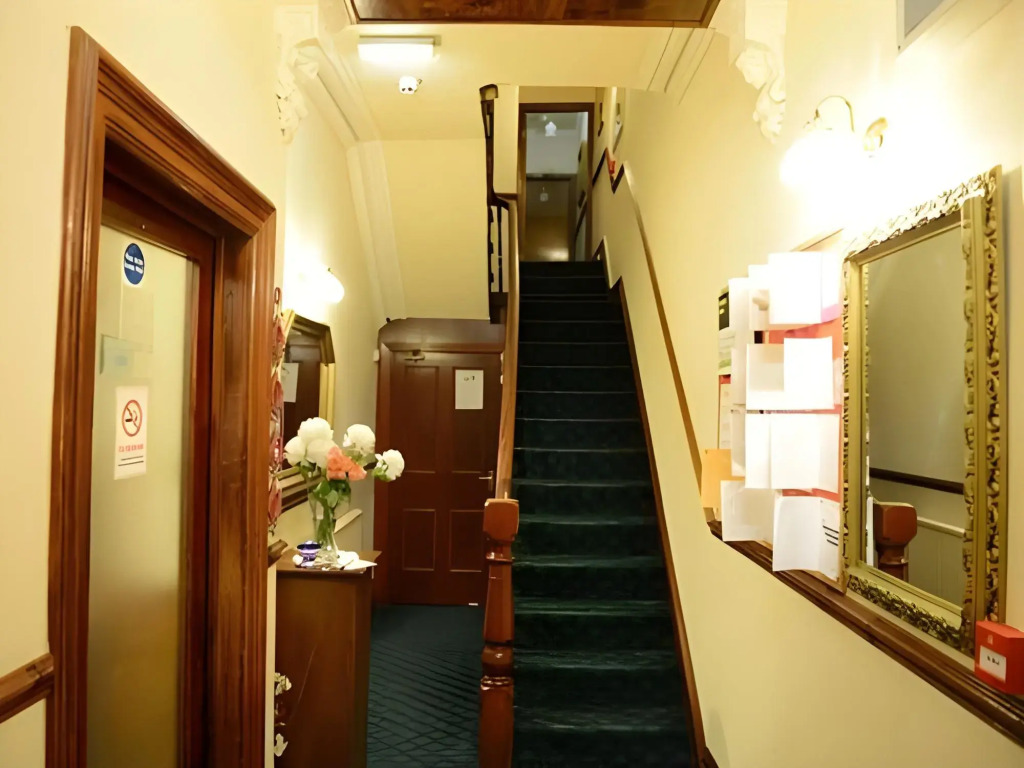 Fortuna House Hotel