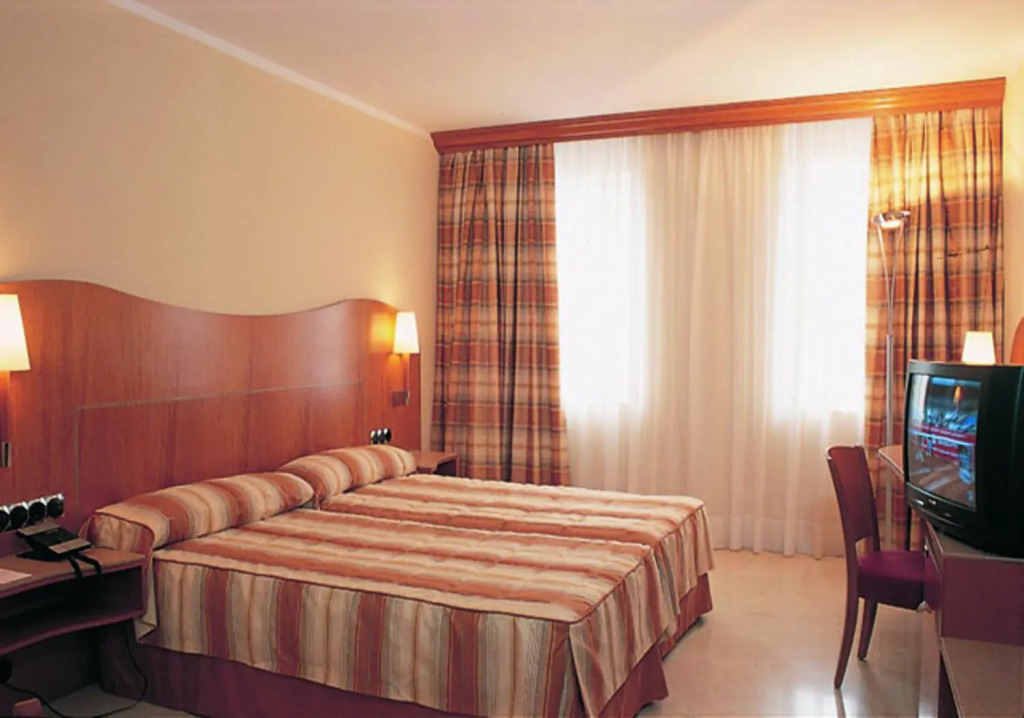 Hotel Aristol