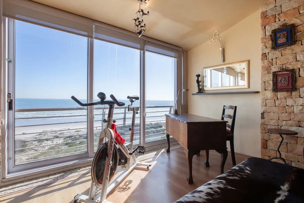 Leisure Bay 306 by CTHA