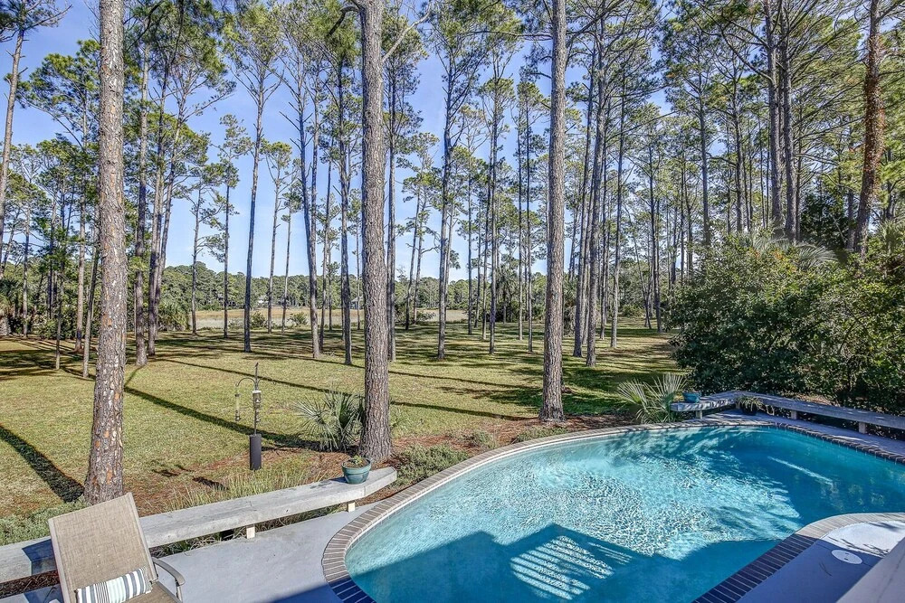 18 Audubon Pond