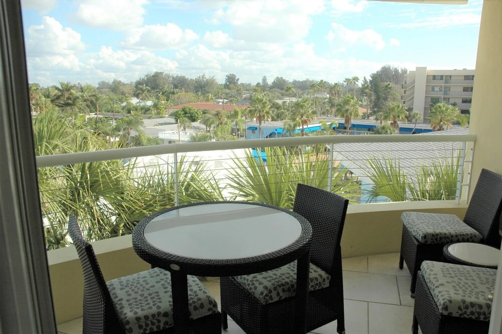 Hyatt Fractional #402 - 2 Br Condo