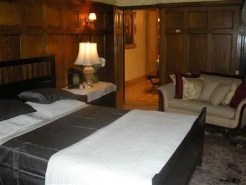 The New York Renaissance Home and Guesthouse