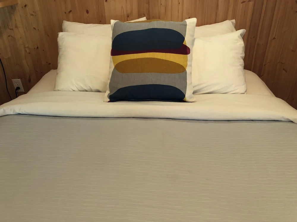 Piccadilly Motel
