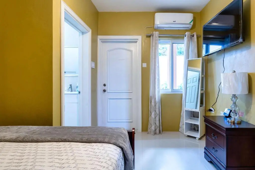 Luxury Getaway with Pool and Amazing Ocean view - Montego Bay