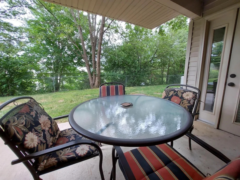 Solace Space at Foothills - Close To All Of Branson - Luxury Comfort