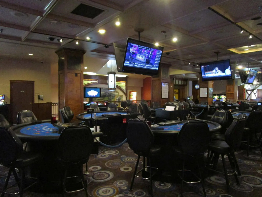 Lady Luck Casino Black Hawk - A Caesars Rewards Destination