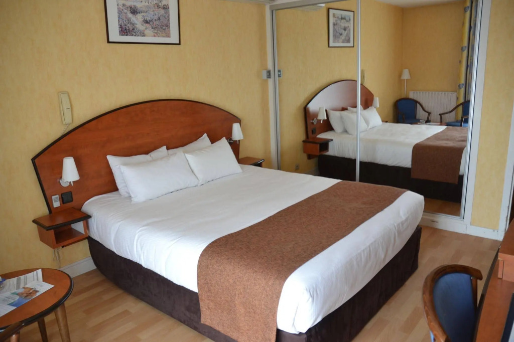 Grand Hotel