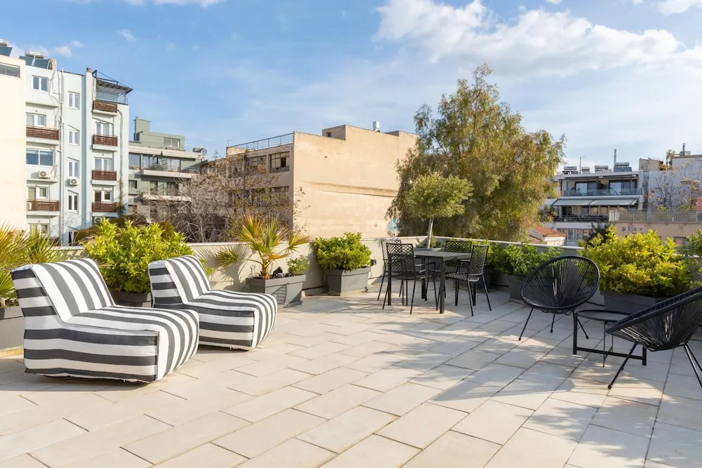 Superb Central Athens Suite With Rooftop Perfect for 5 Guests 85sqm