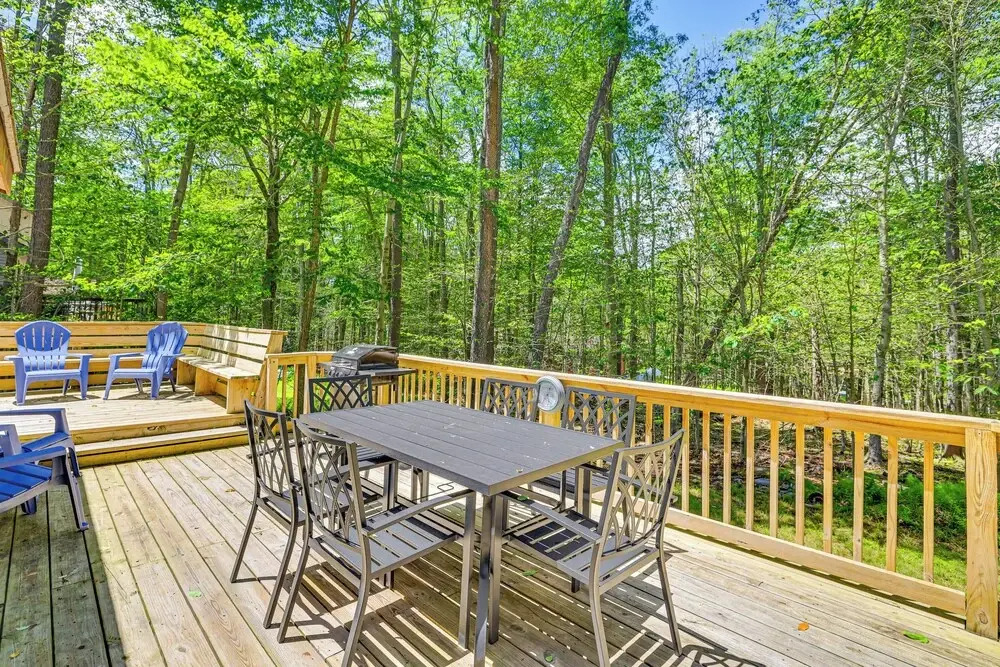 Clifton Township Home w/ Deck & Heated Sunroom!