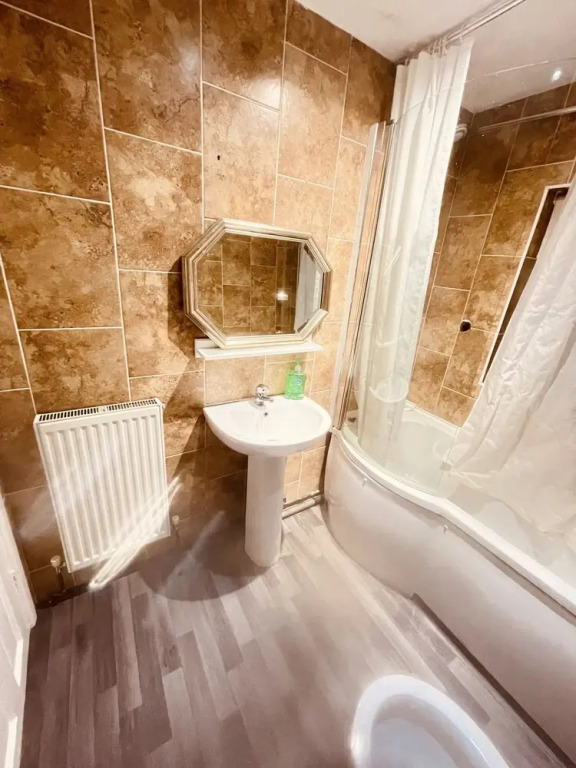 Charming 3 bed Holiday House in Birmingham