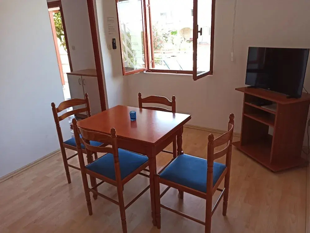 Davor - With Parking - A5