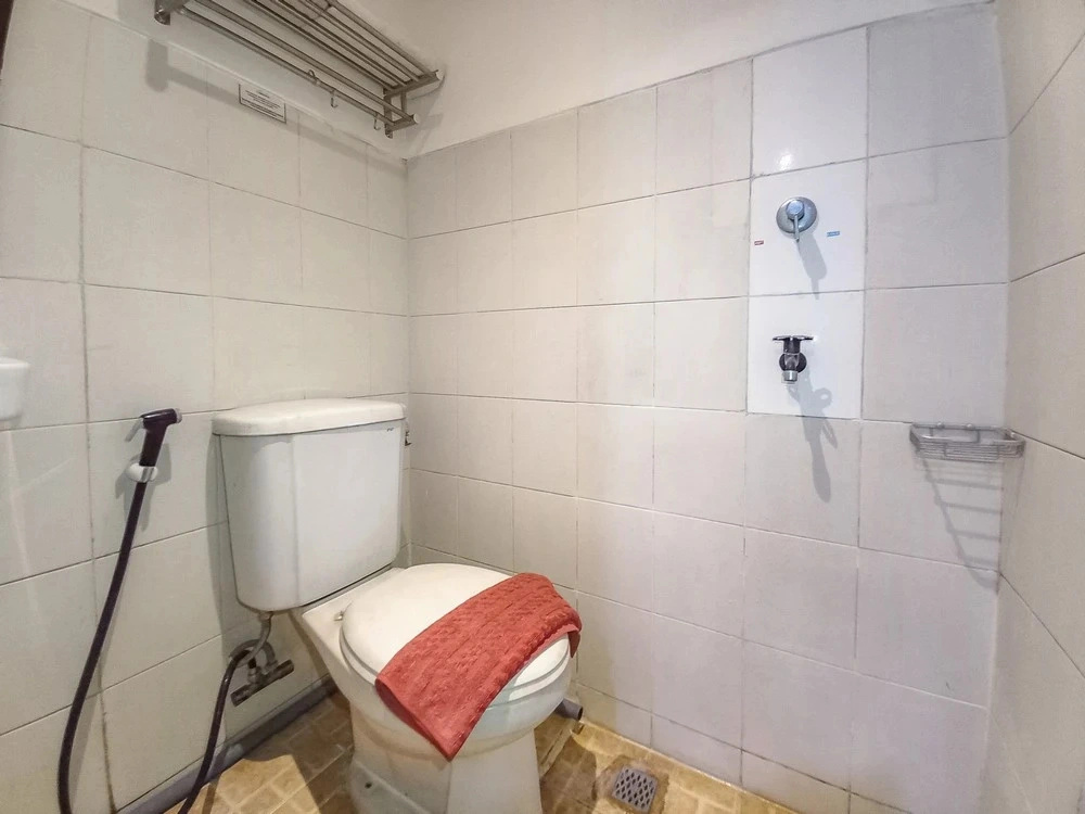 D Hans Hotel Syariah RedPartner near Wisata Religi Sunan Ampel Surabaya