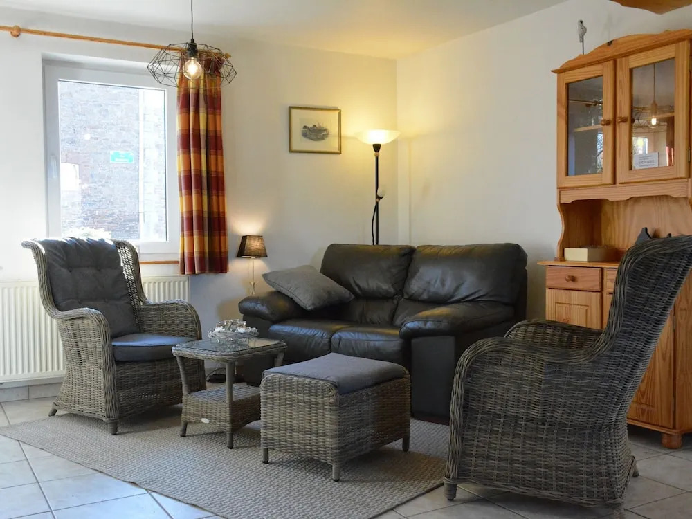 Cozy Holiday Home in Érezée with Forest Near