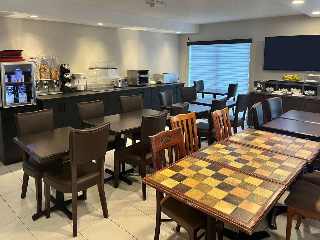 Econo Lodge Airport Quebec
